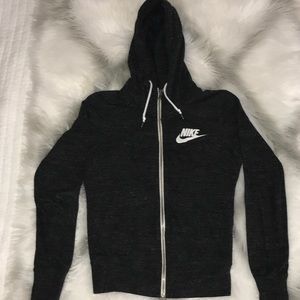 LOWERED PRICE on NIKE Zip-up Sweater 💕💕